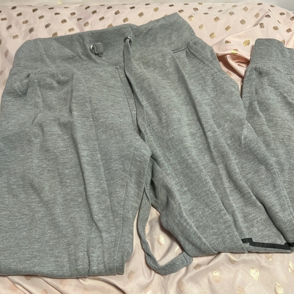 Aeropostale sweatpants size small